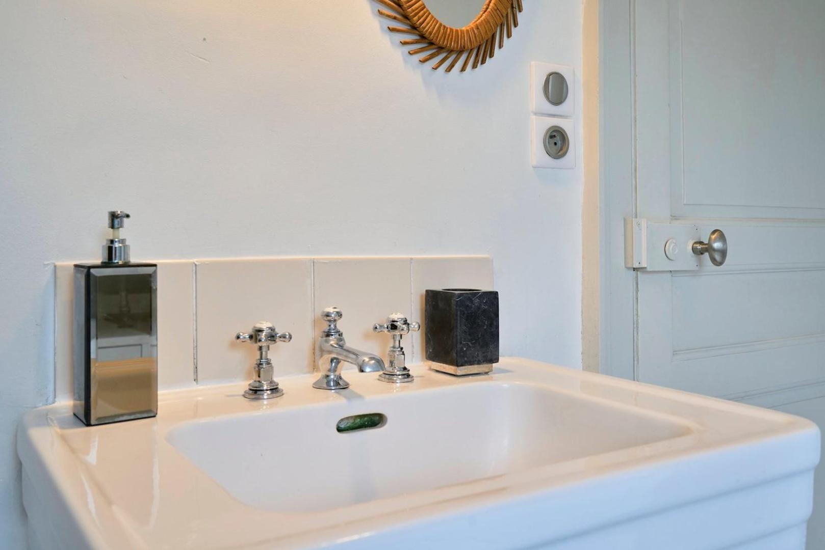 Atypical 2 Bedroom Near Train Station Tourcoing